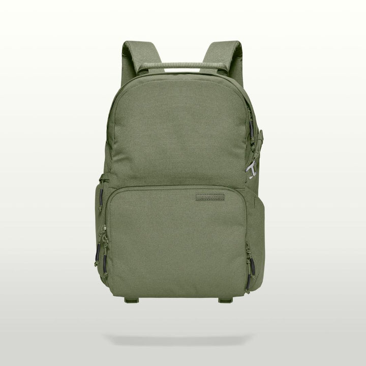 The Jumper 2026 camera backpack in Pine Green