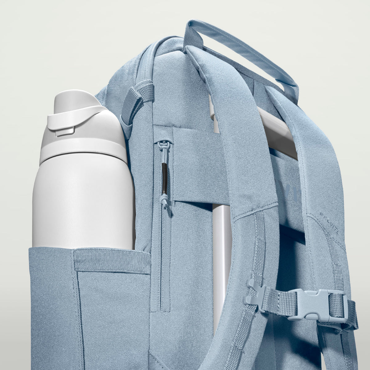 The Jumper in Niagara Mist, side bottle pocket