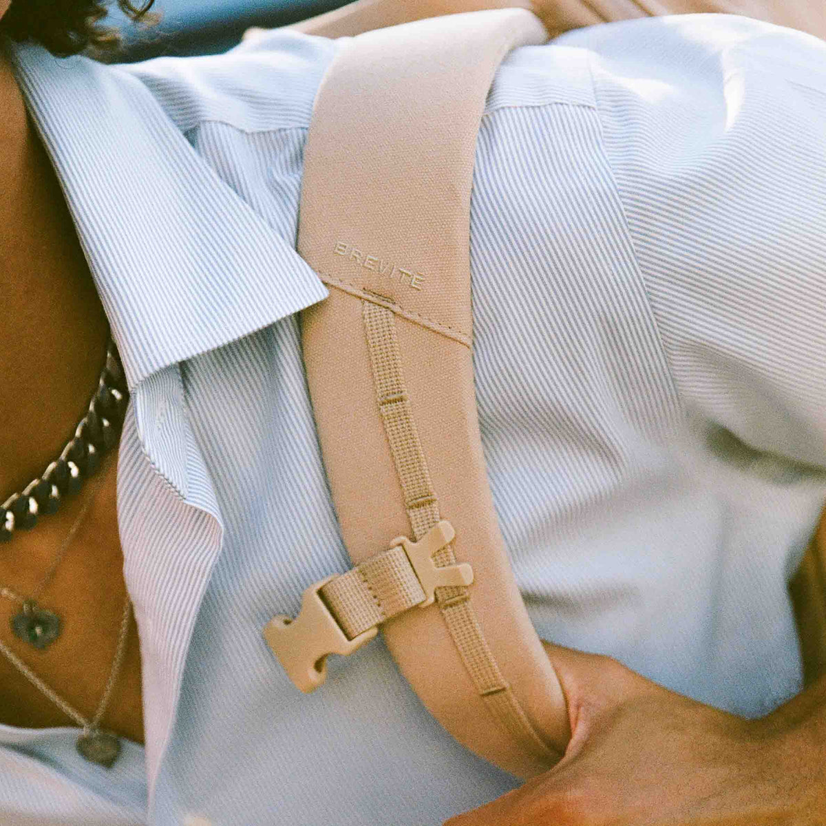 The Jumper in Desert Sand, shoulder strap and sternum strap, worn